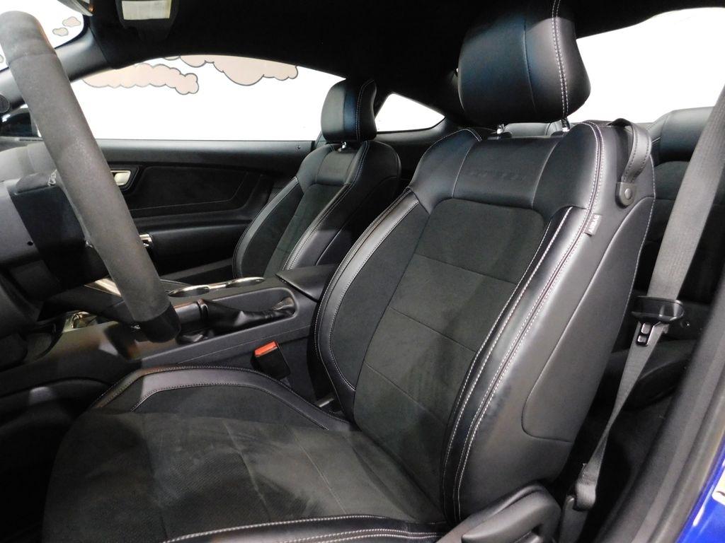 Ford Shelby GT350 Base 2016