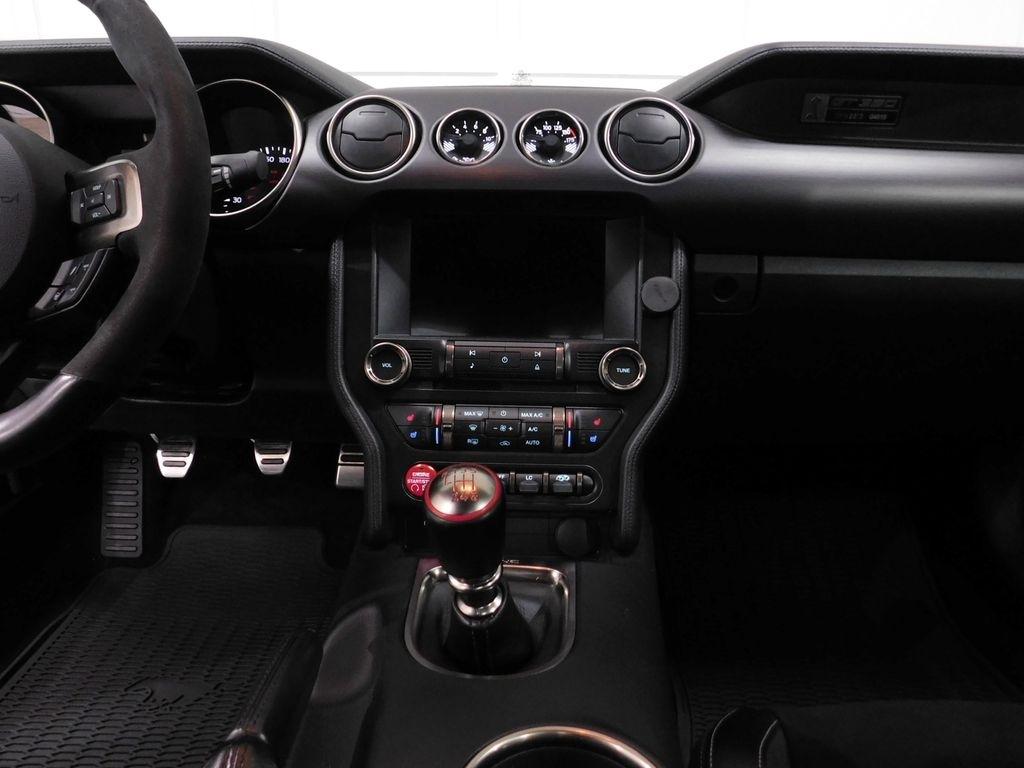 Ford Shelby GT350 Base 2016