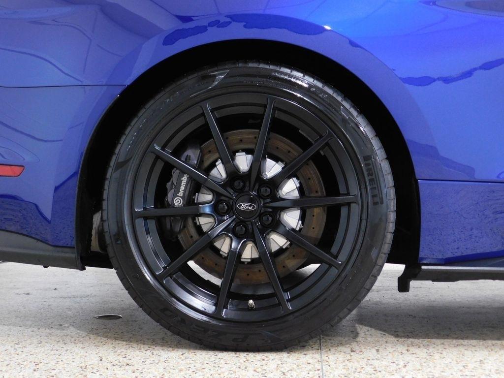 Ford Shelby GT350 Base 2016