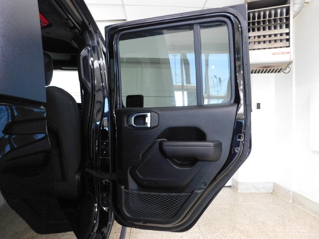 Jeep Gladiator Sport 2021