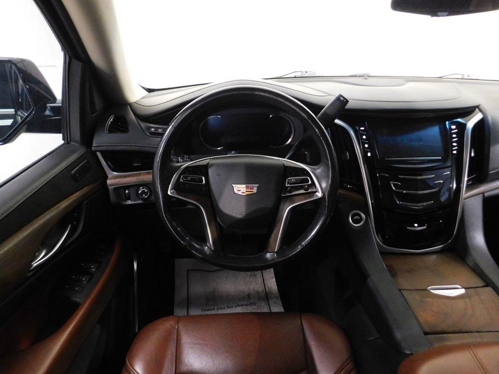 Cadillac Escalade ESV Luxury 4WD 2019