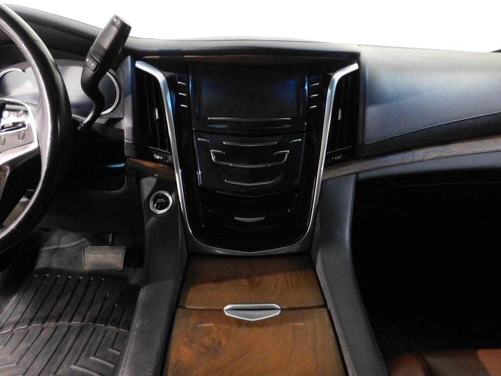Cadillac Escalade ESV Luxury 4WD 2019