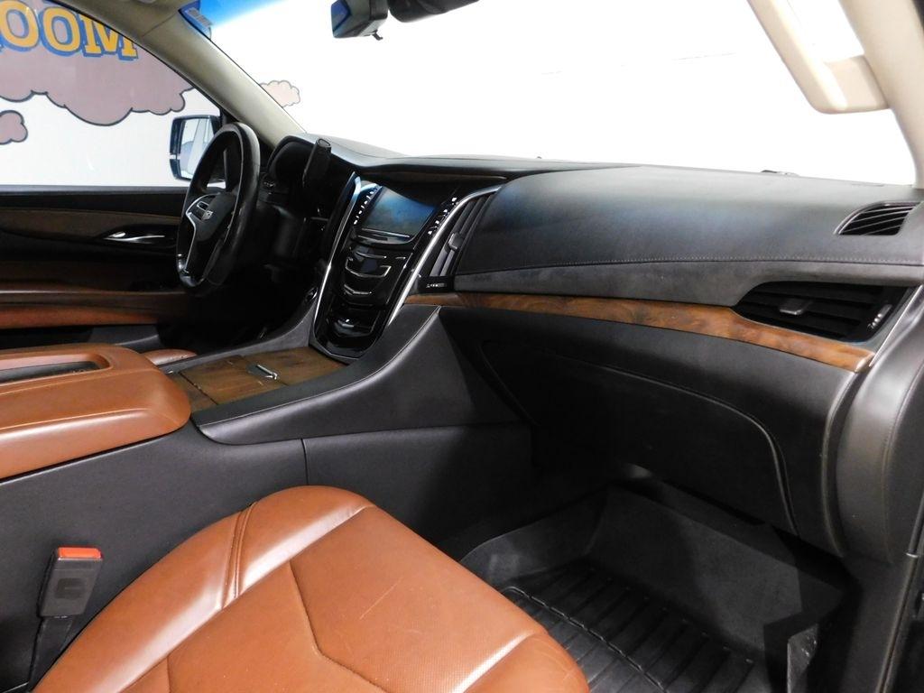 Cadillac Escalade ESV Luxury 4WD 2019