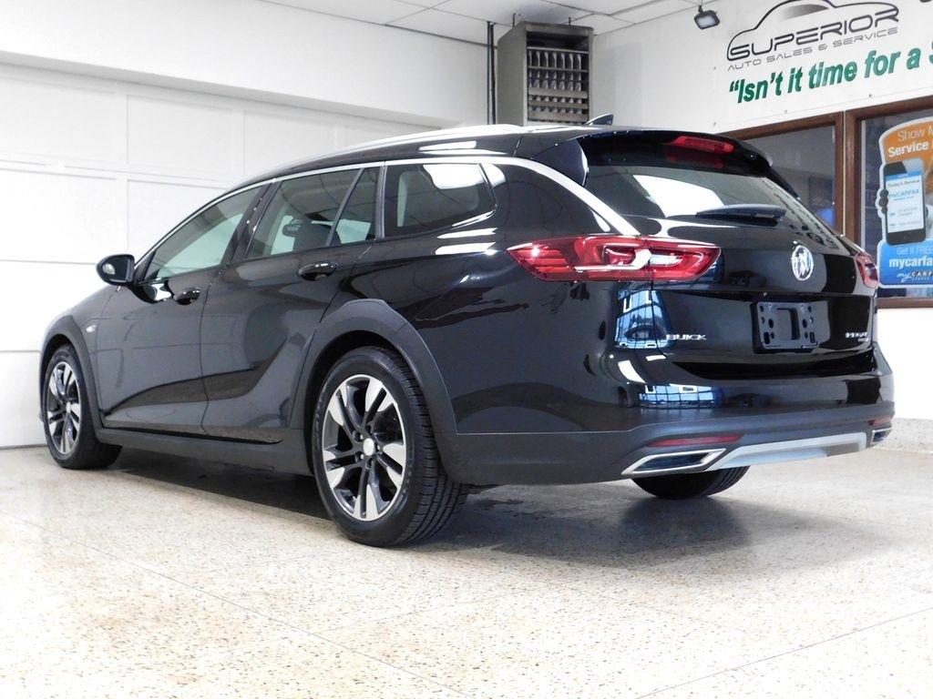 Buick Regal TourX Preferred 2018