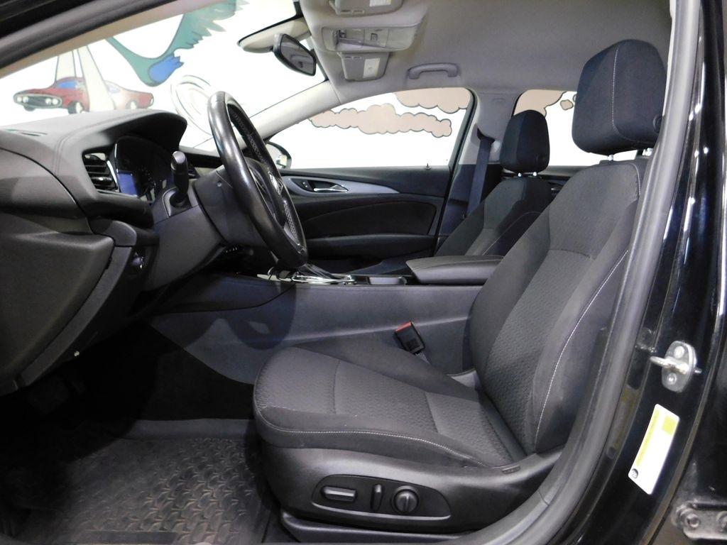 Buick Regal TourX Preferred 2018