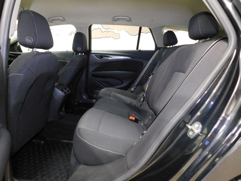 Buick Regal TourX Preferred 2018