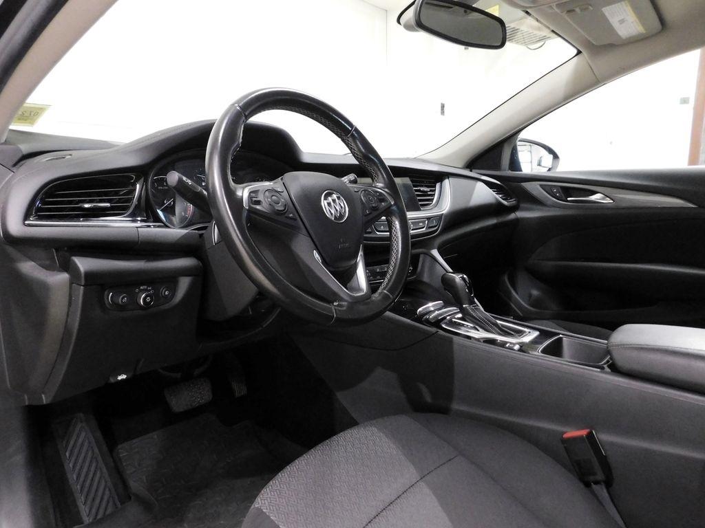 Buick Regal TourX Preferred 2018