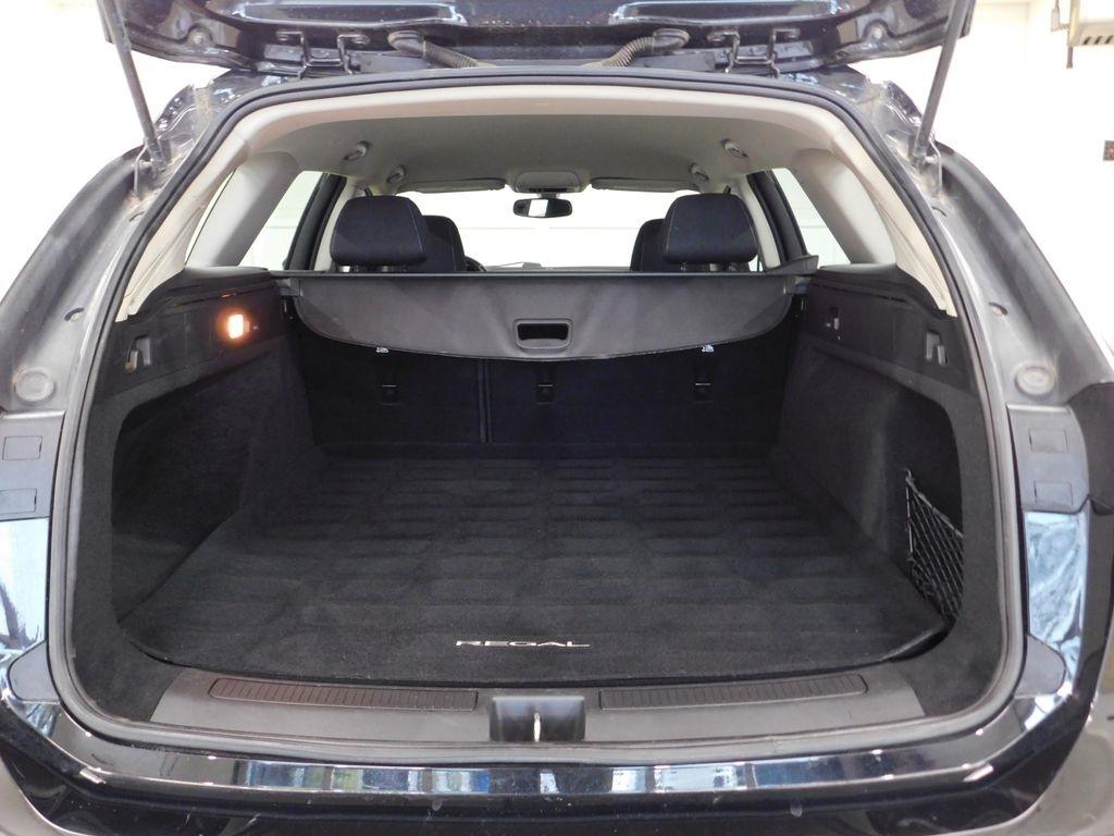 Buick Regal TourX Preferred 2018
