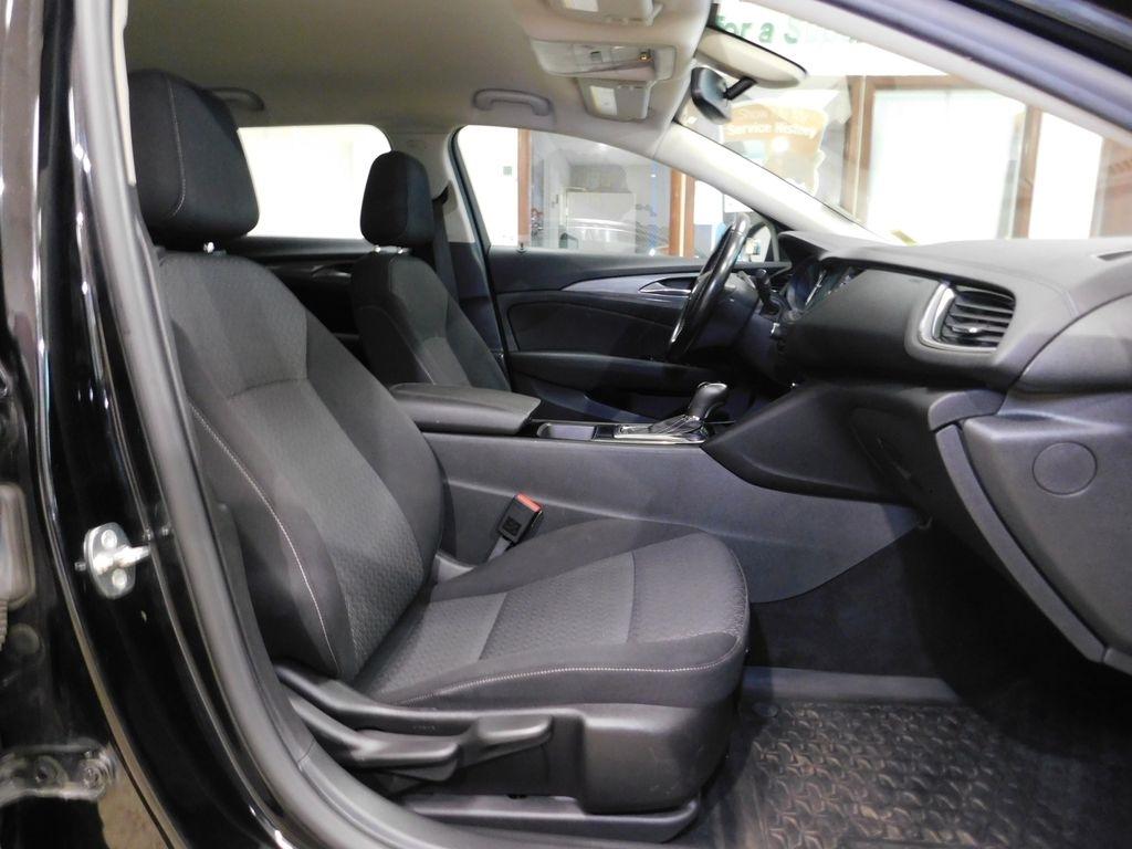 Buick Regal TourX Preferred 2018