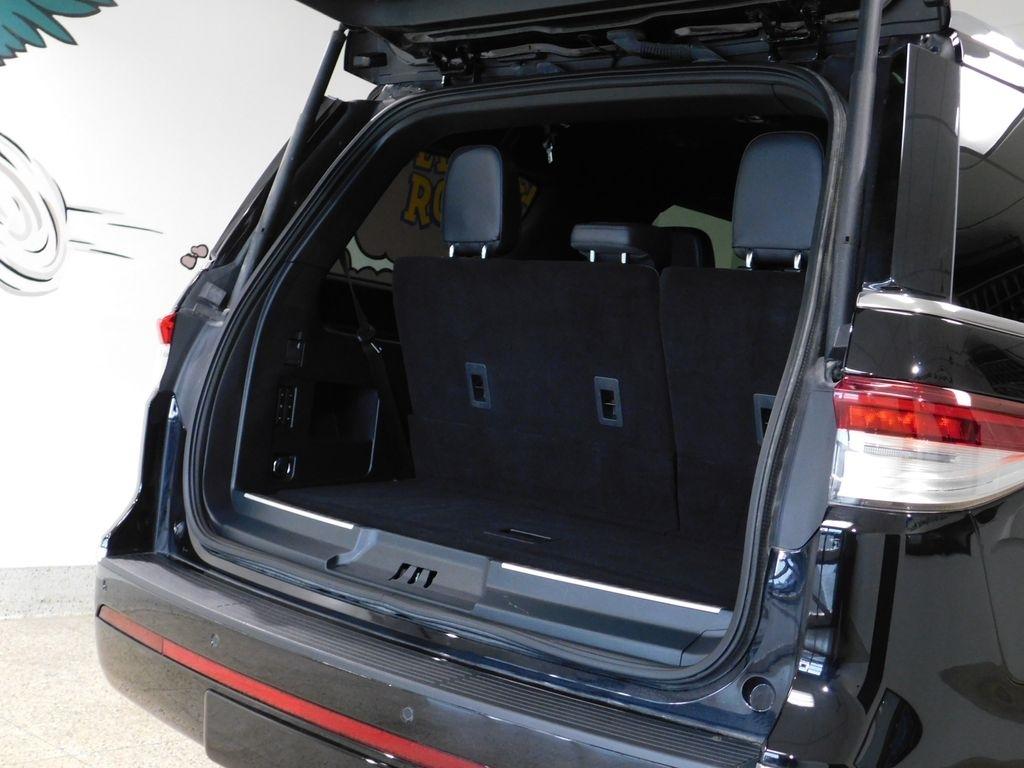 Lincoln Navigator Reserve 2024