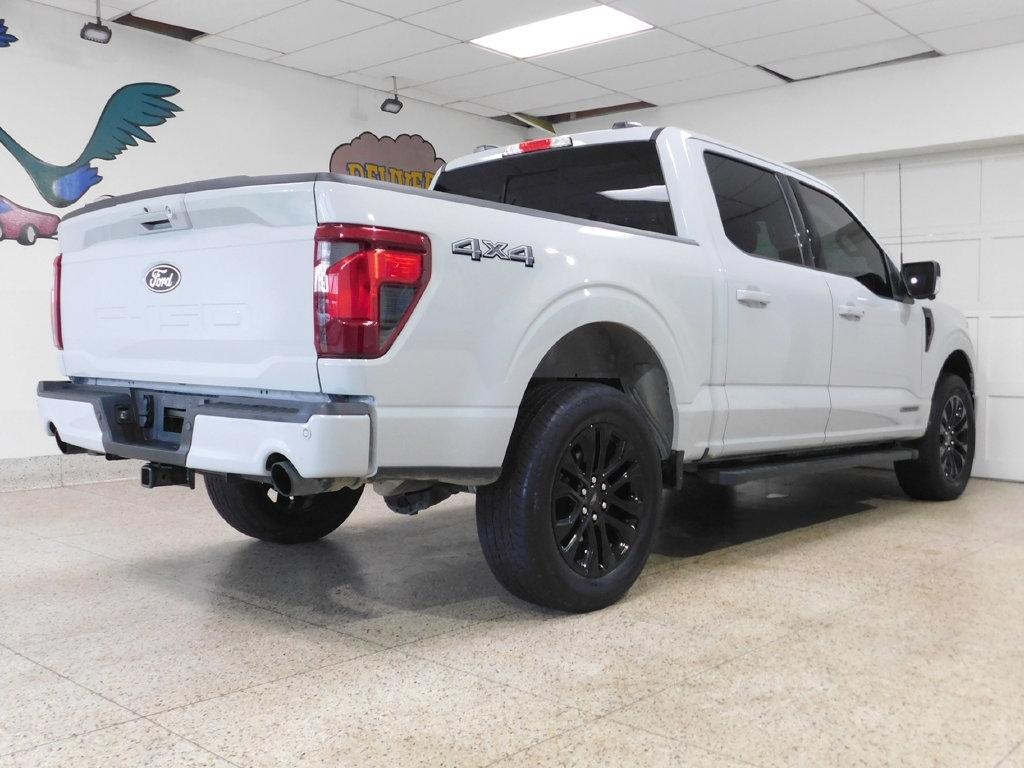 Ford F-150 XLT SuperCrew 4WD 2024