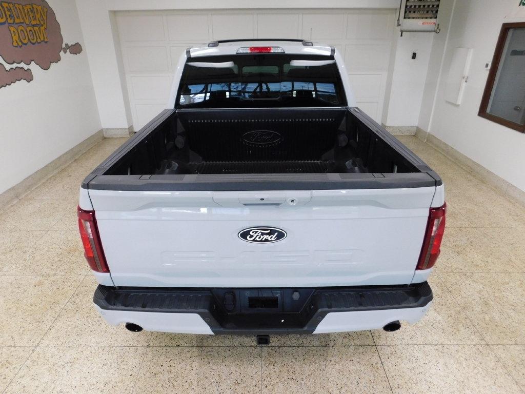 Ford F-150 XLT SuperCrew 4WD 2024