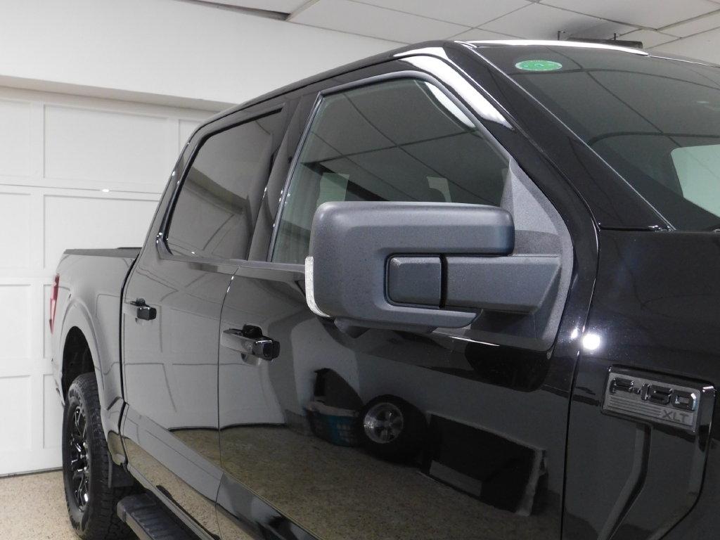 Ford F-150 XLT SuperCrew 4WD 2024