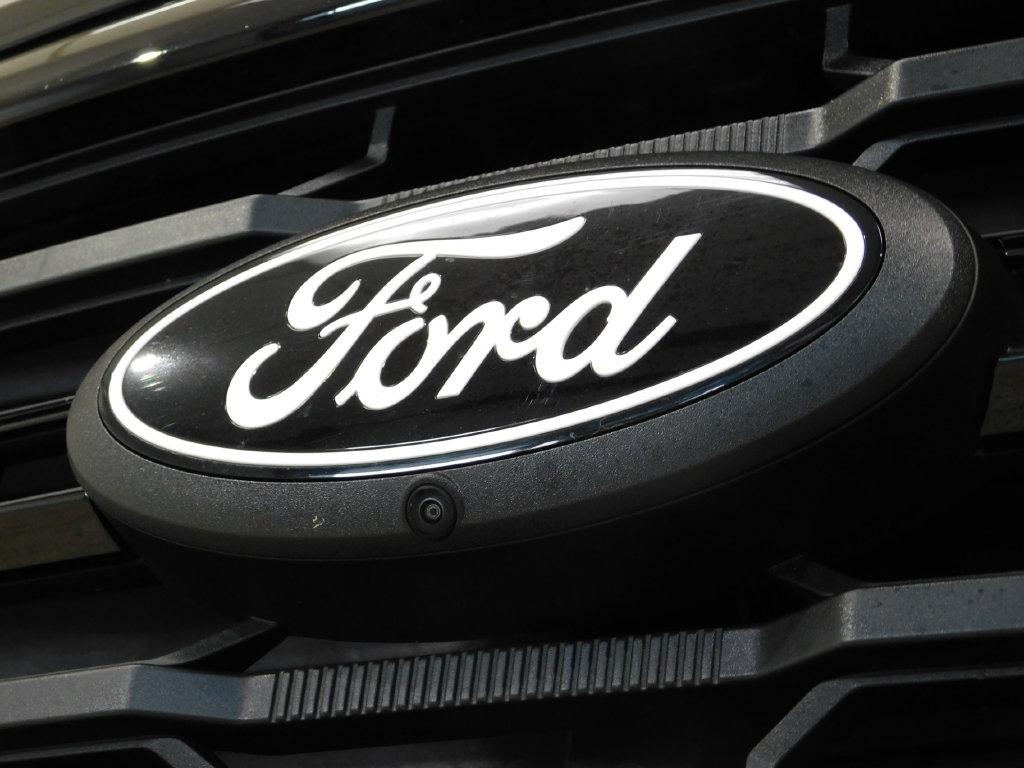 Ford F-150 XLT SuperCrew 4WD 2024