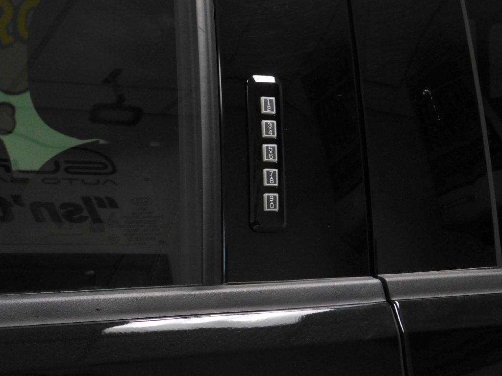 Ford F-150 XLT SuperCrew 4WD 2024
