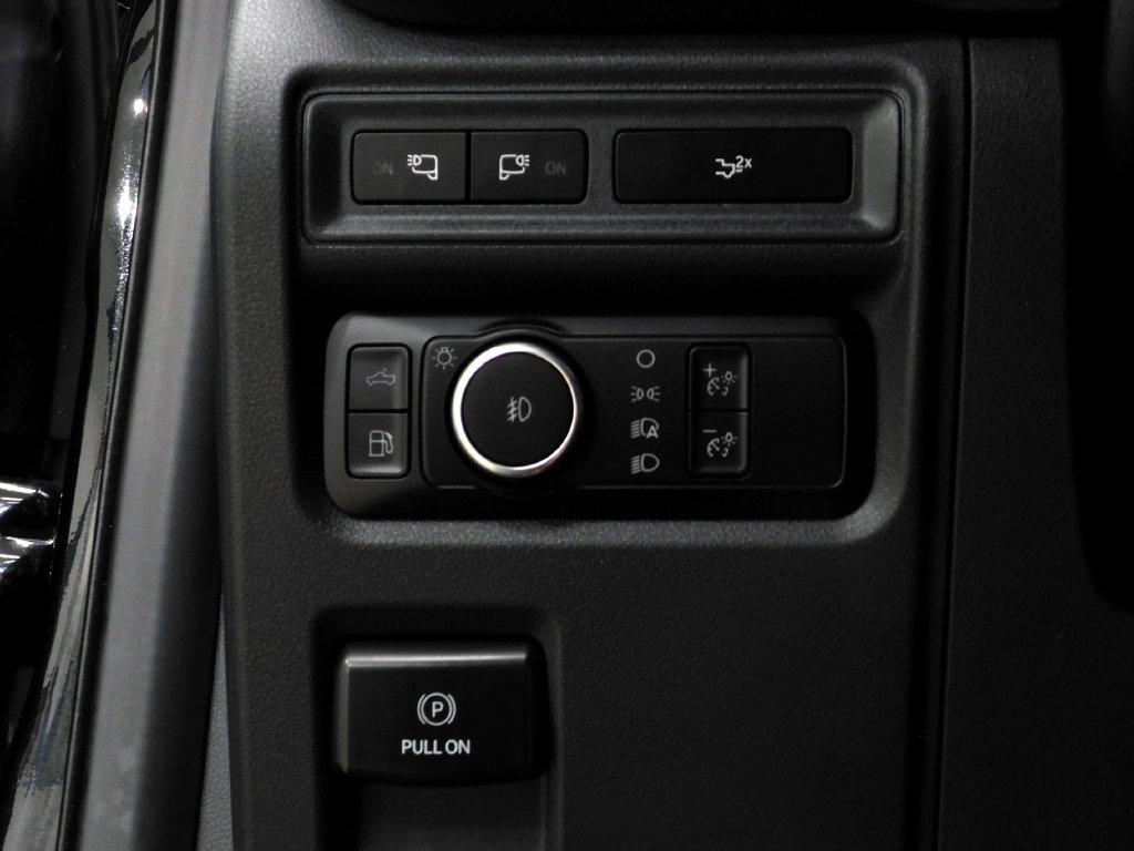 Ford F-150 XLT SuperCrew 4WD 2024