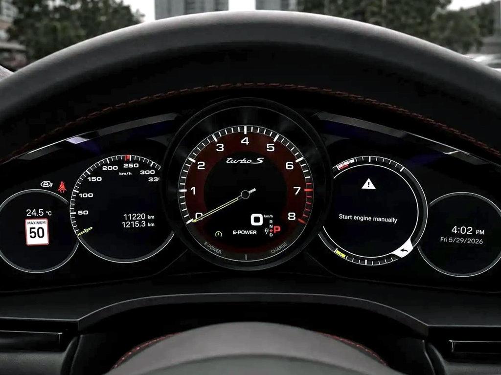 Porsche Cayenne Turbo S E-Hybrid 2023