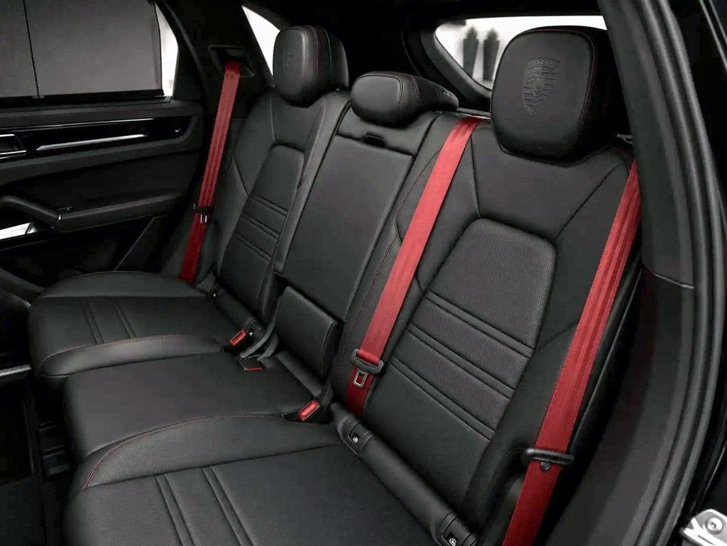 Porsche Cayenne Turbo S E-Hybrid 2023
