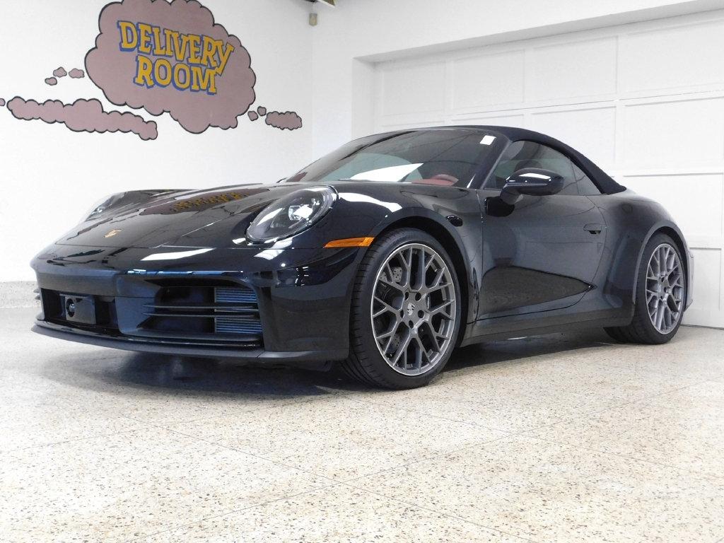 Porsche 911 Carrera Cabriolet 2025