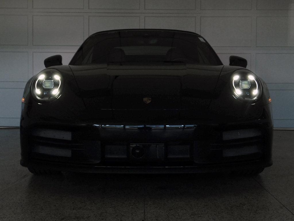 Porsche 911 Carrera Cabriolet 2025