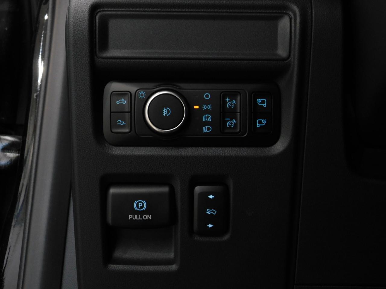 Ford F-150 Raptor SuperCrew 4WD 2026