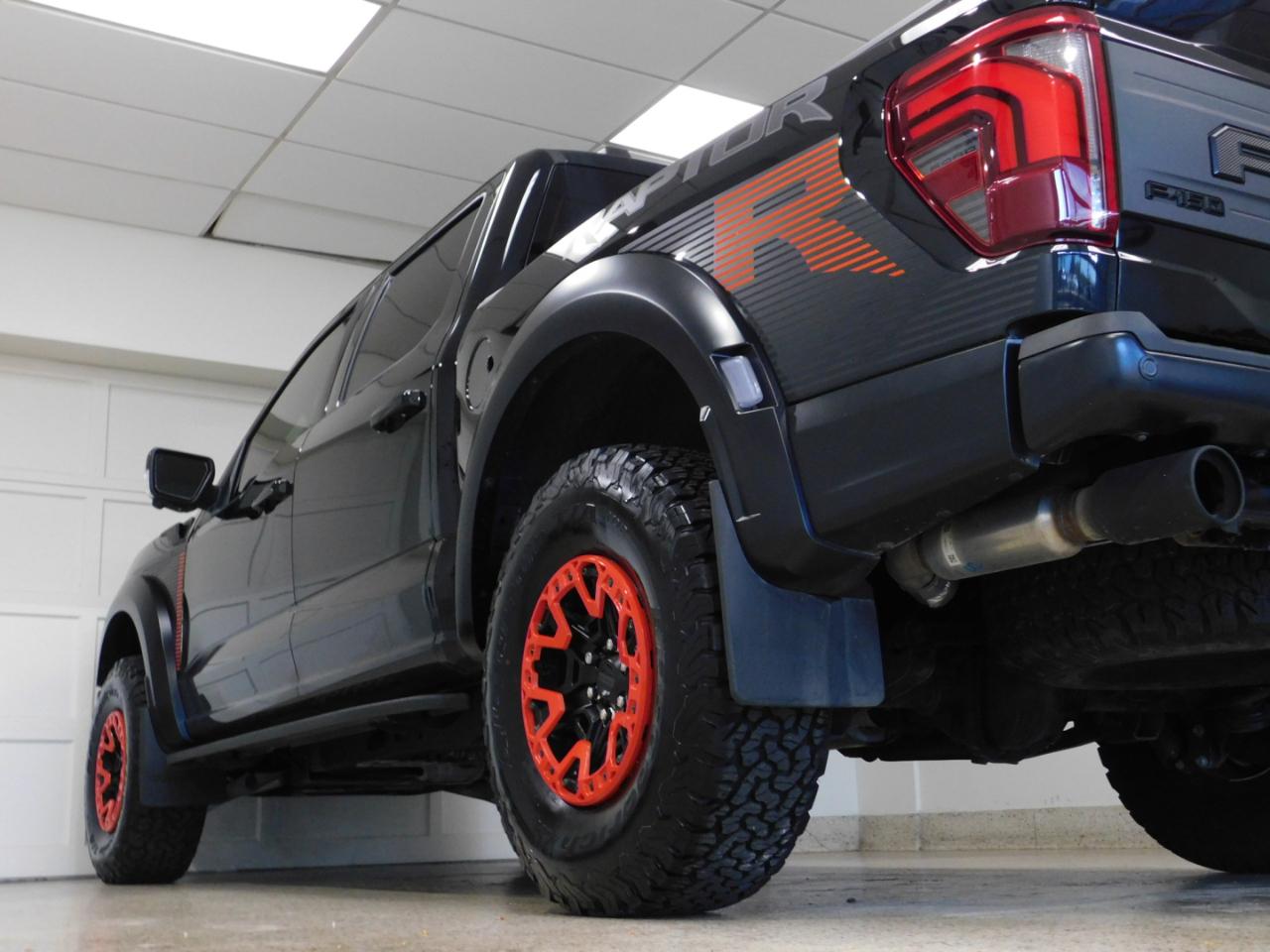 Ford F-150 Raptor SuperCrew 4WD 2026