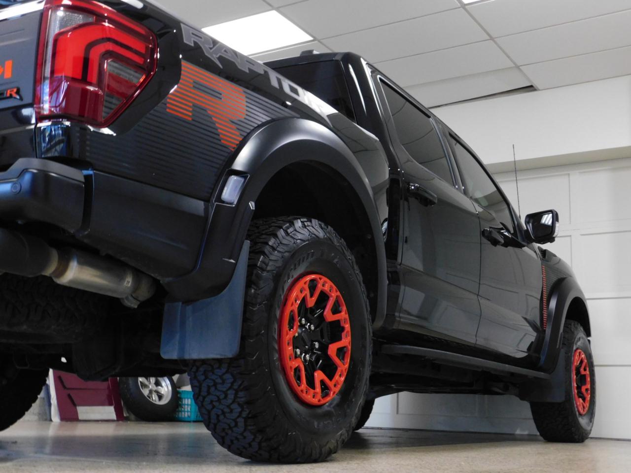Ford F-150 Raptor SuperCrew 4WD 2026