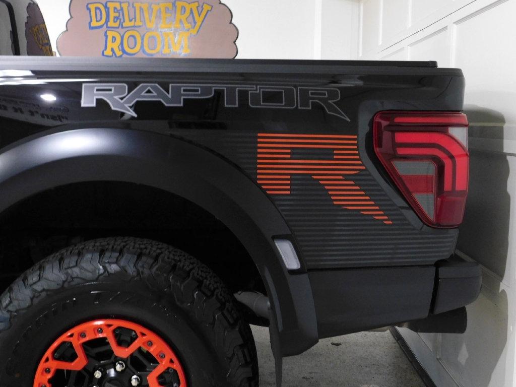 Ford F-150 Raptor SuperCrew 4WD 2026