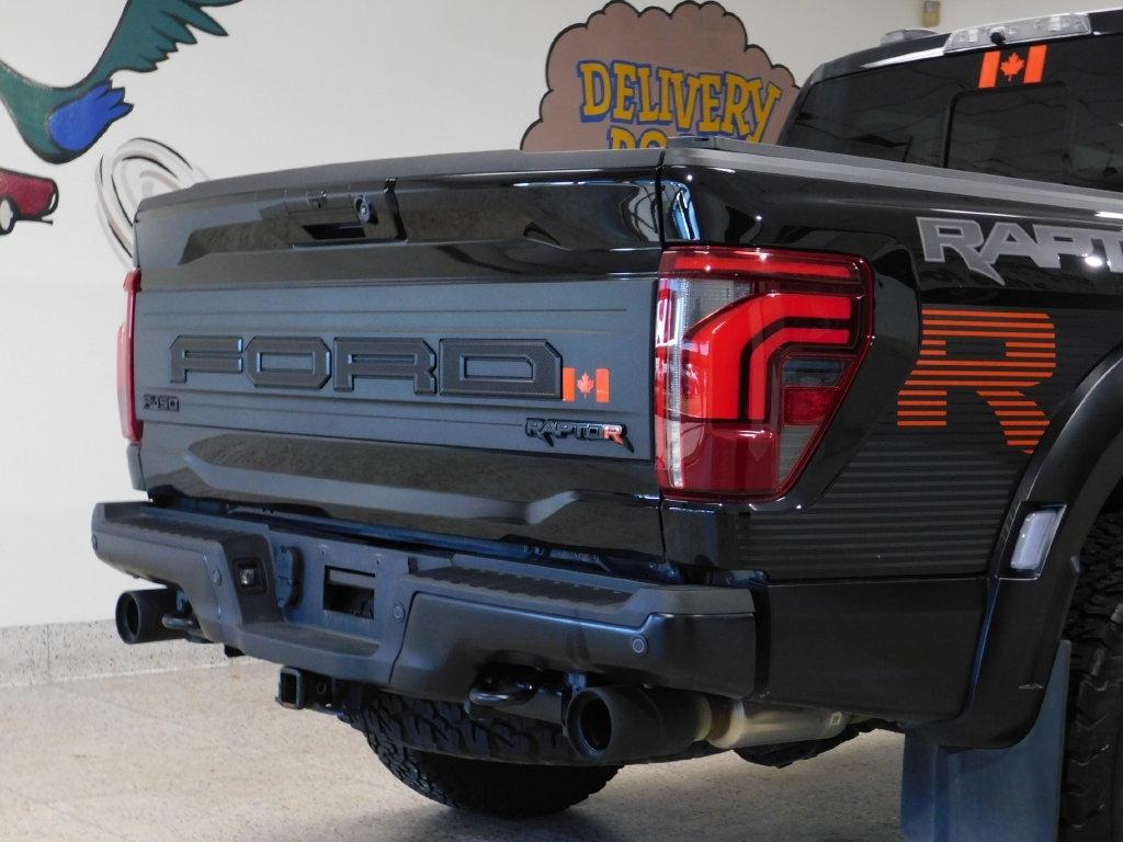 Ford F-150 Raptor SuperCrew 4WD 2026