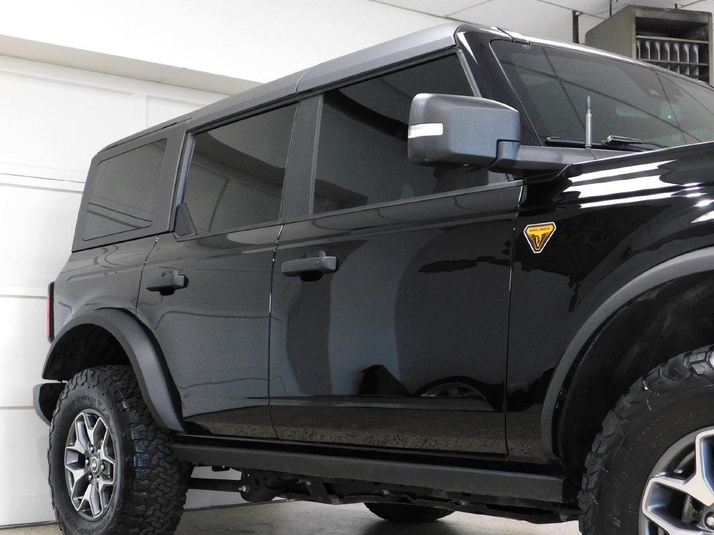 Ford Bronco Base 4-Door w/Advanced 2023