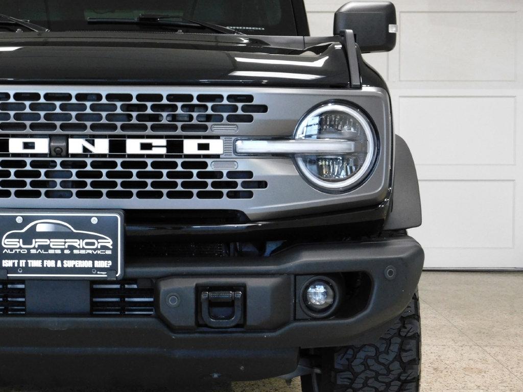 Ford Bronco Base 4-Door w/Advanced 2023