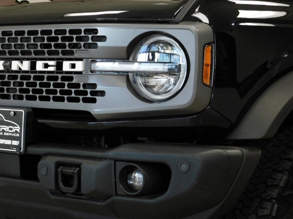 Ford Bronco Base 4-Door w/Advanced 2023