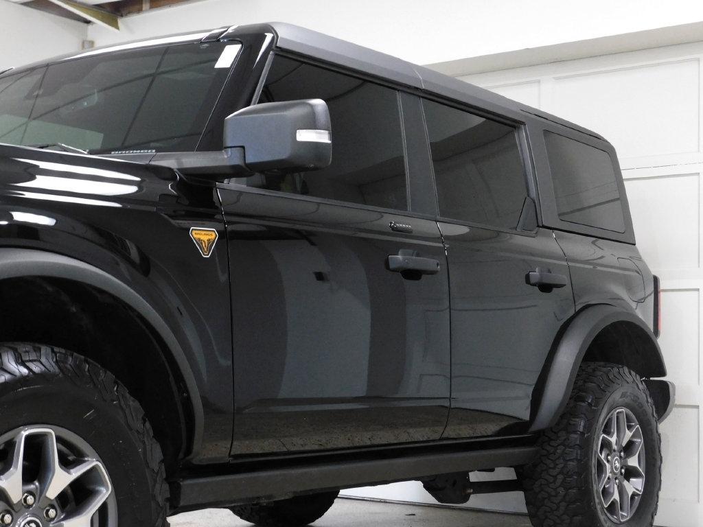 Ford Bronco Base 4-Door w/Advanced 2023