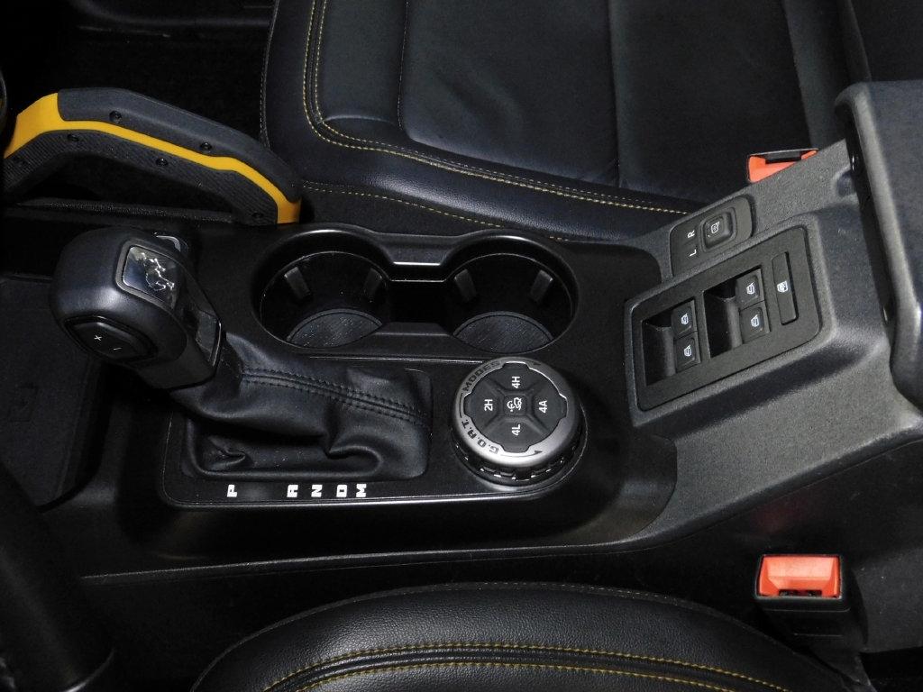 Ford Bronco Base 4-Door w/Advanced 2023