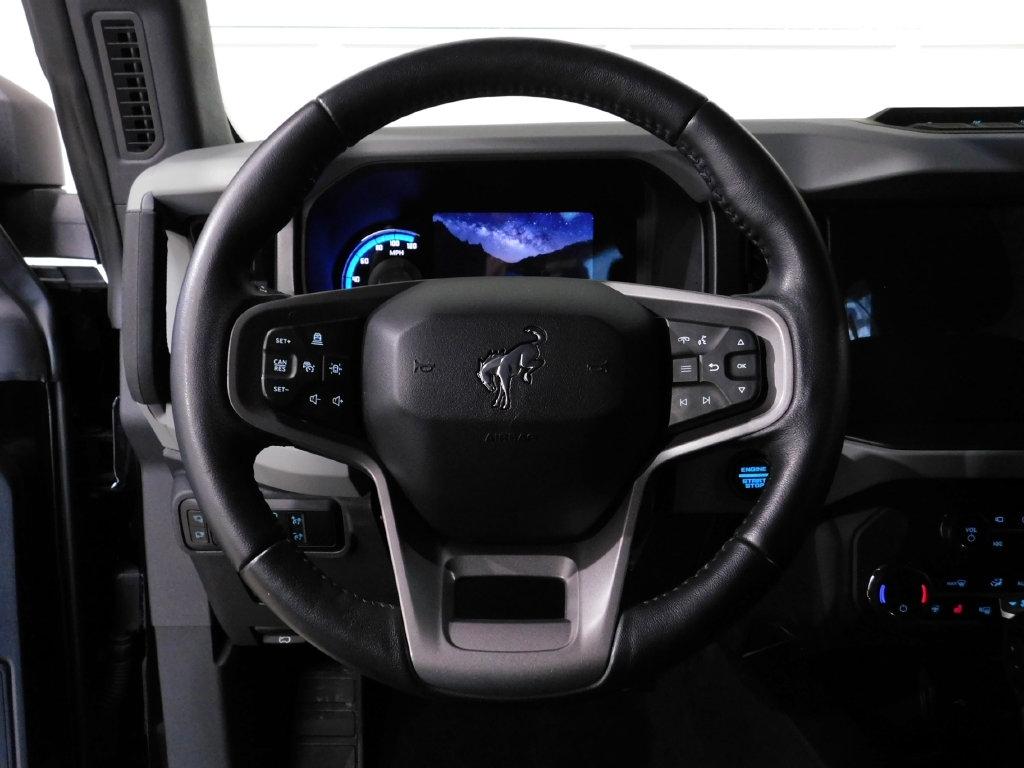 Ford Bronco Base 4-Door w/Advanced 2023