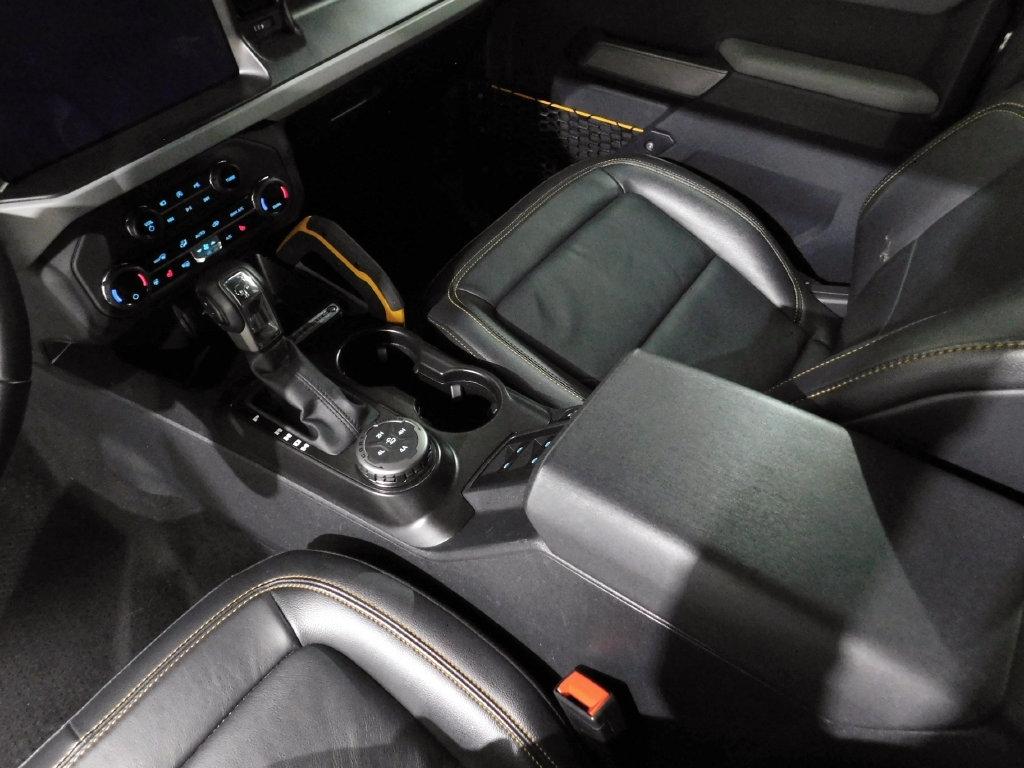 Ford Bronco Base 4-Door w/Advanced 2023
