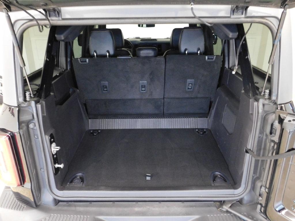 Ford Bronco Base 4-Door w/Advanced 2023