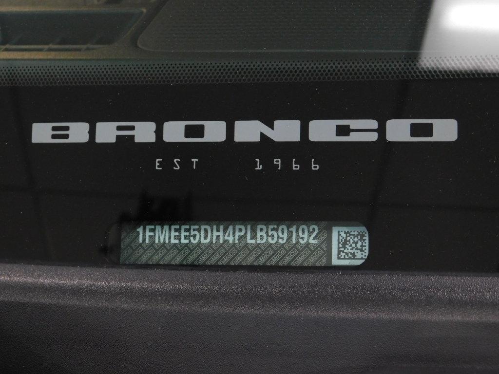 Ford Bronco Base 4-Door w/Advanced 2023