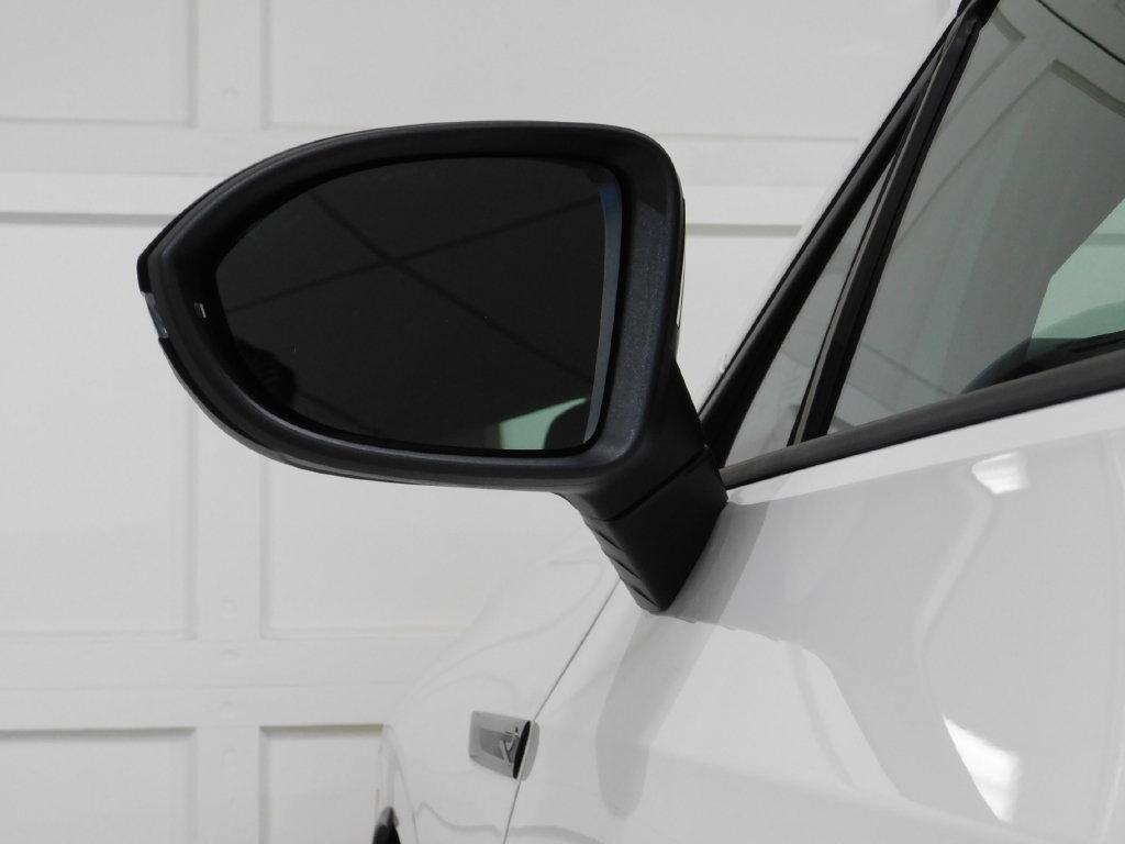 Volkswagen Golf R Base 2024