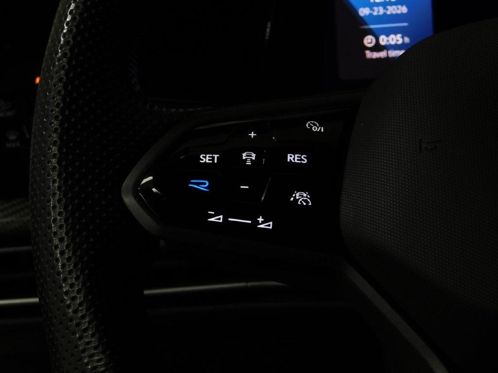 Volkswagen Golf R Base 2024