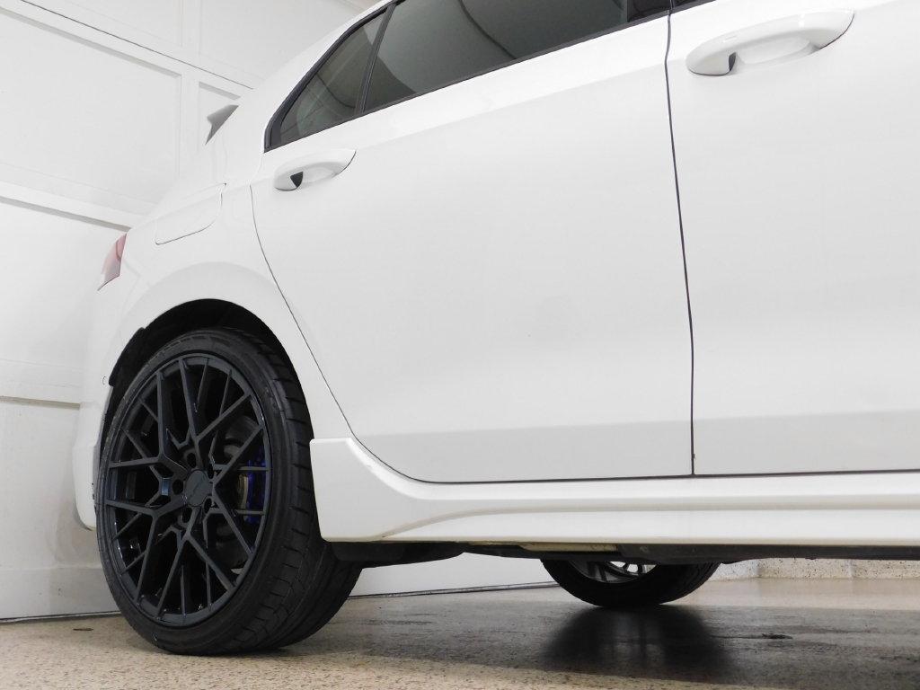Volkswagen Golf R Base 2024