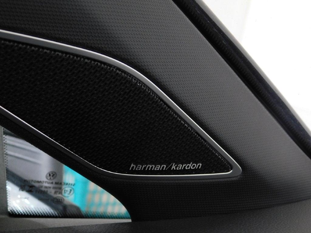 Volkswagen Golf R Base 2024