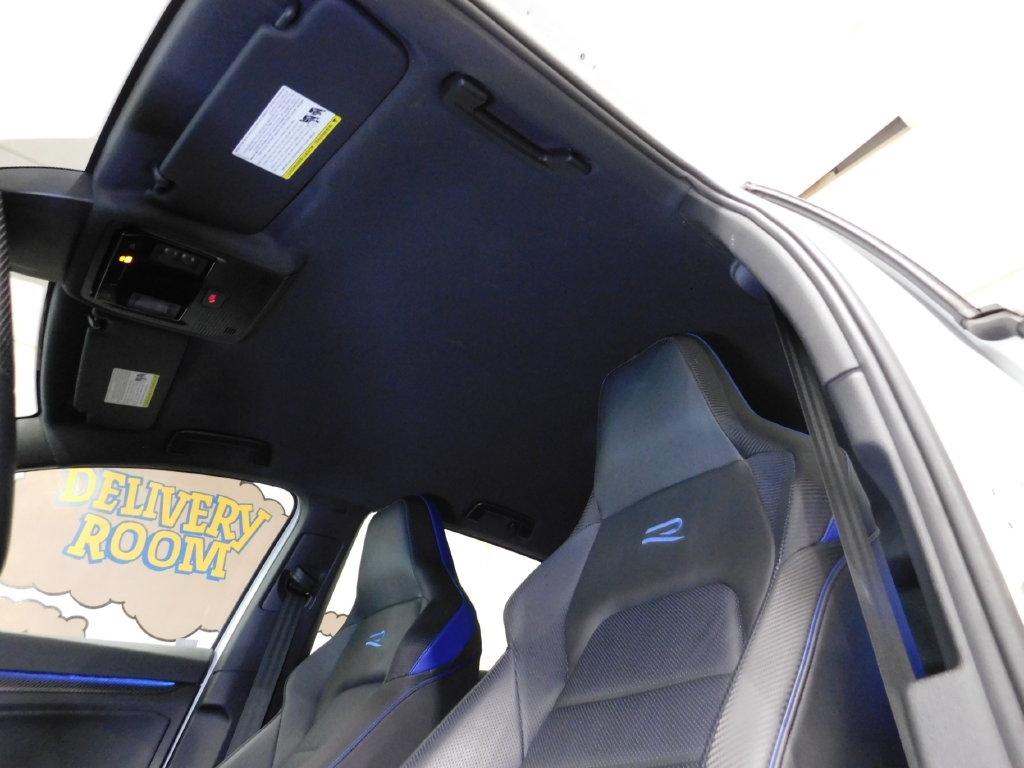 Volkswagen Golf R Base 2024
