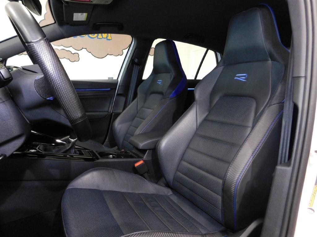 Volkswagen Golf R Base 2024