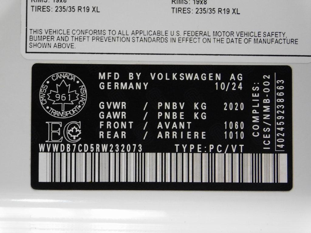 Volkswagen Golf R Base 2024