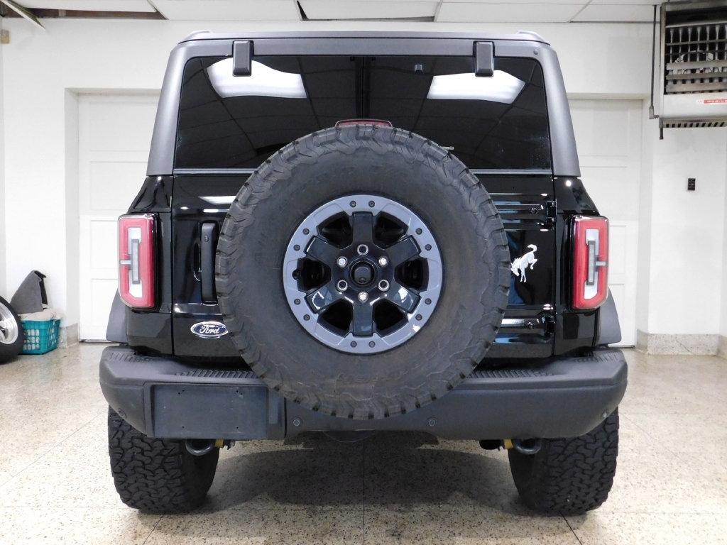 Ford Bronco Base 4-Door w/Advanced 2022