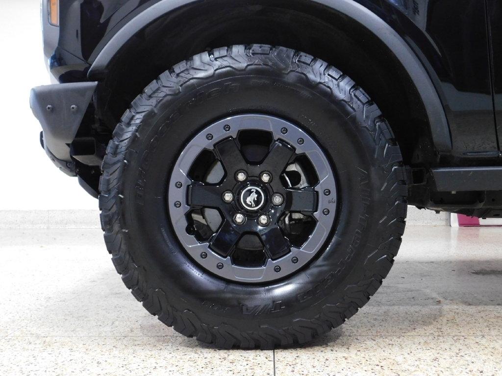 Ford Bronco Base 4-Door w/Advanced 2022