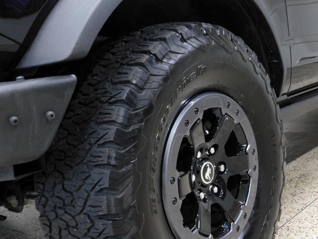 Ford Bronco Base 4-Door w/Advanced 2022