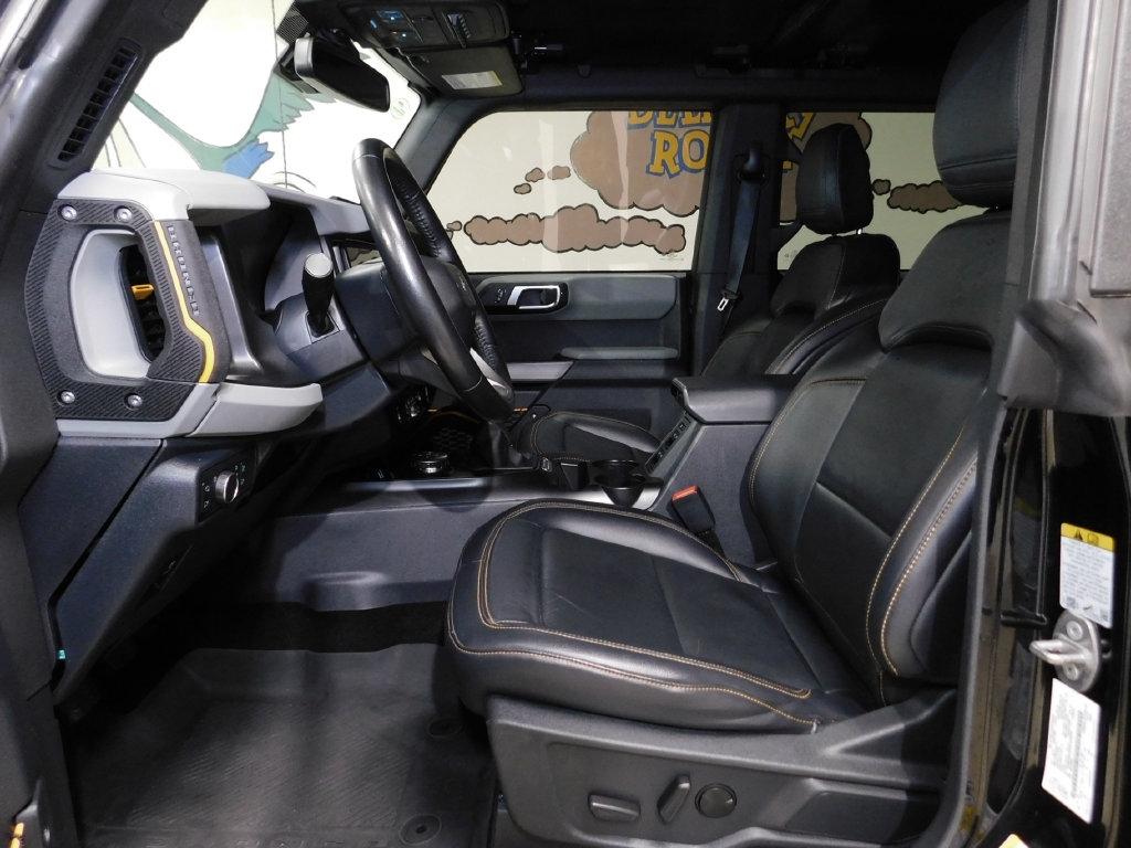 Ford Bronco Base 4-Door w/Advanced 2022