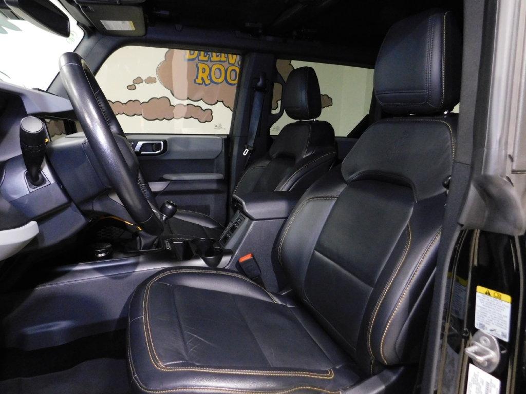 Ford Bronco Base 4-Door w/Advanced 2022